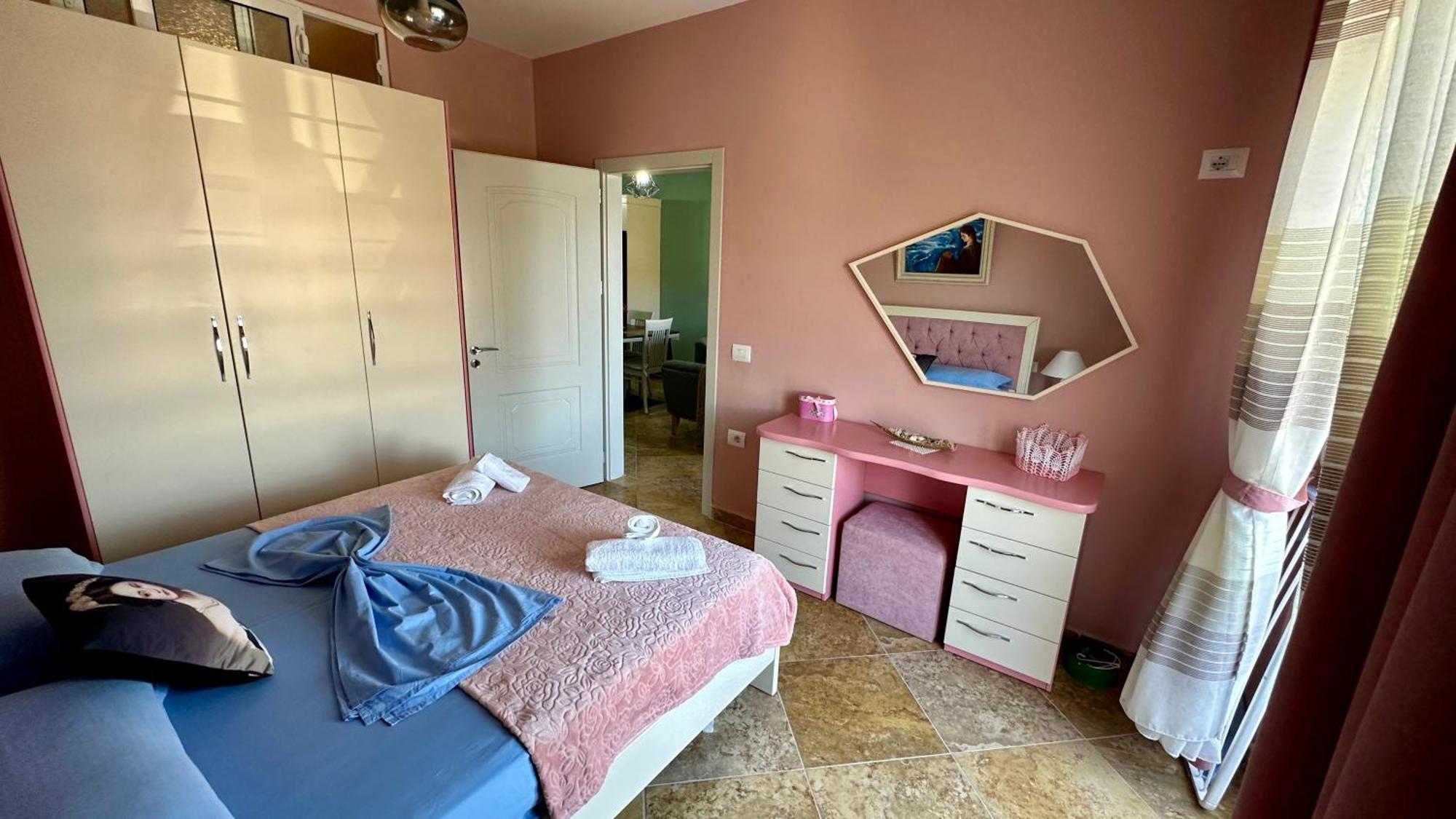 Beach Front Apartment Vlore Bagian luar foto