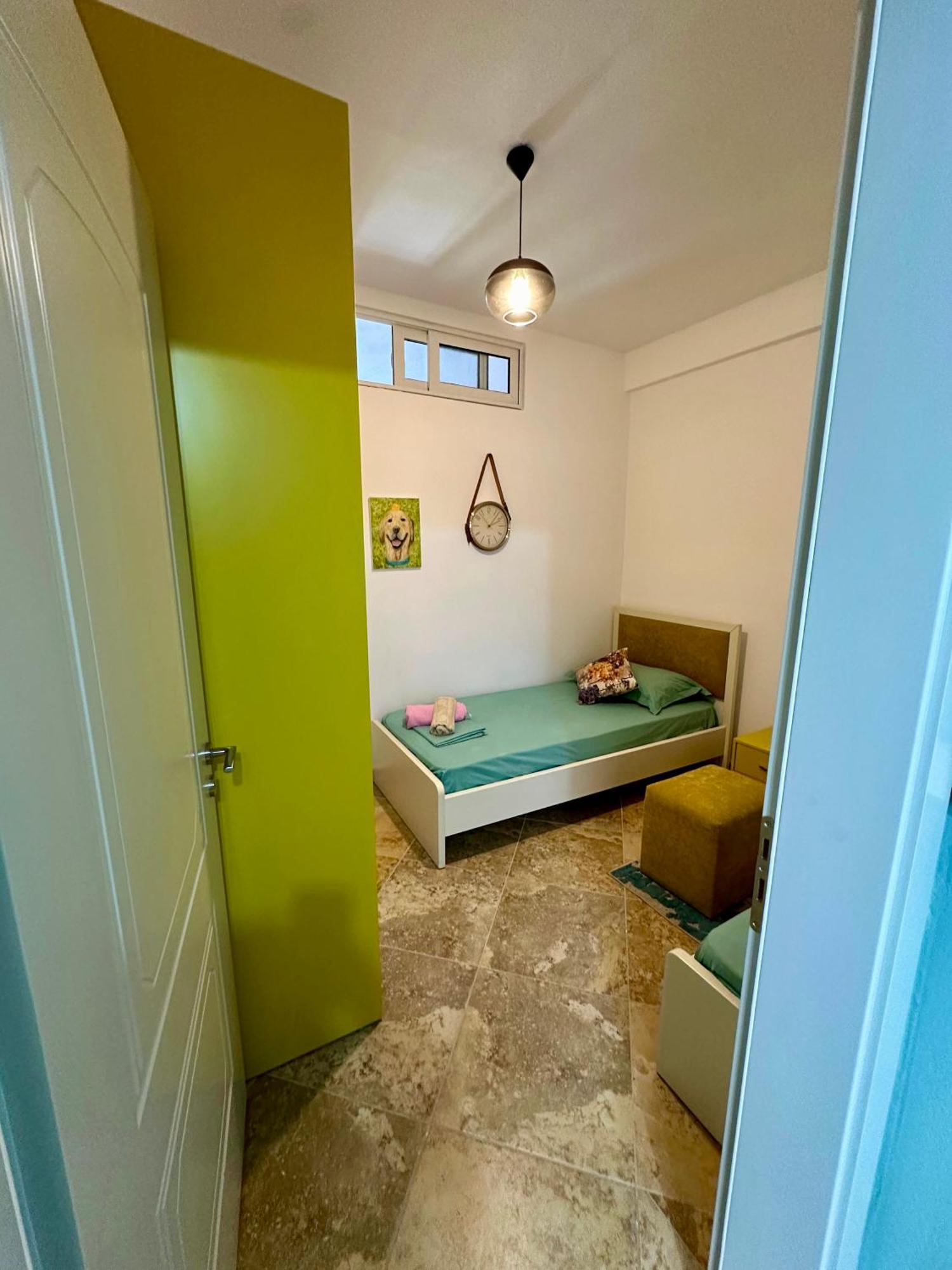 Beach Front Apartment Vlore Bagian luar foto
